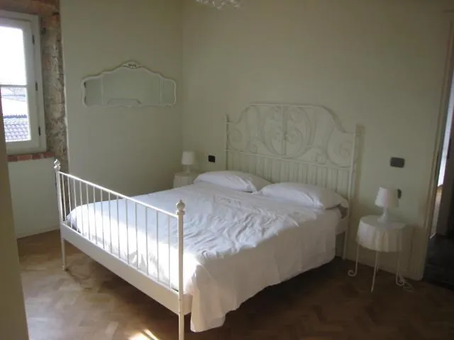 Il Colombee Hétvégi ház Montevecchia
